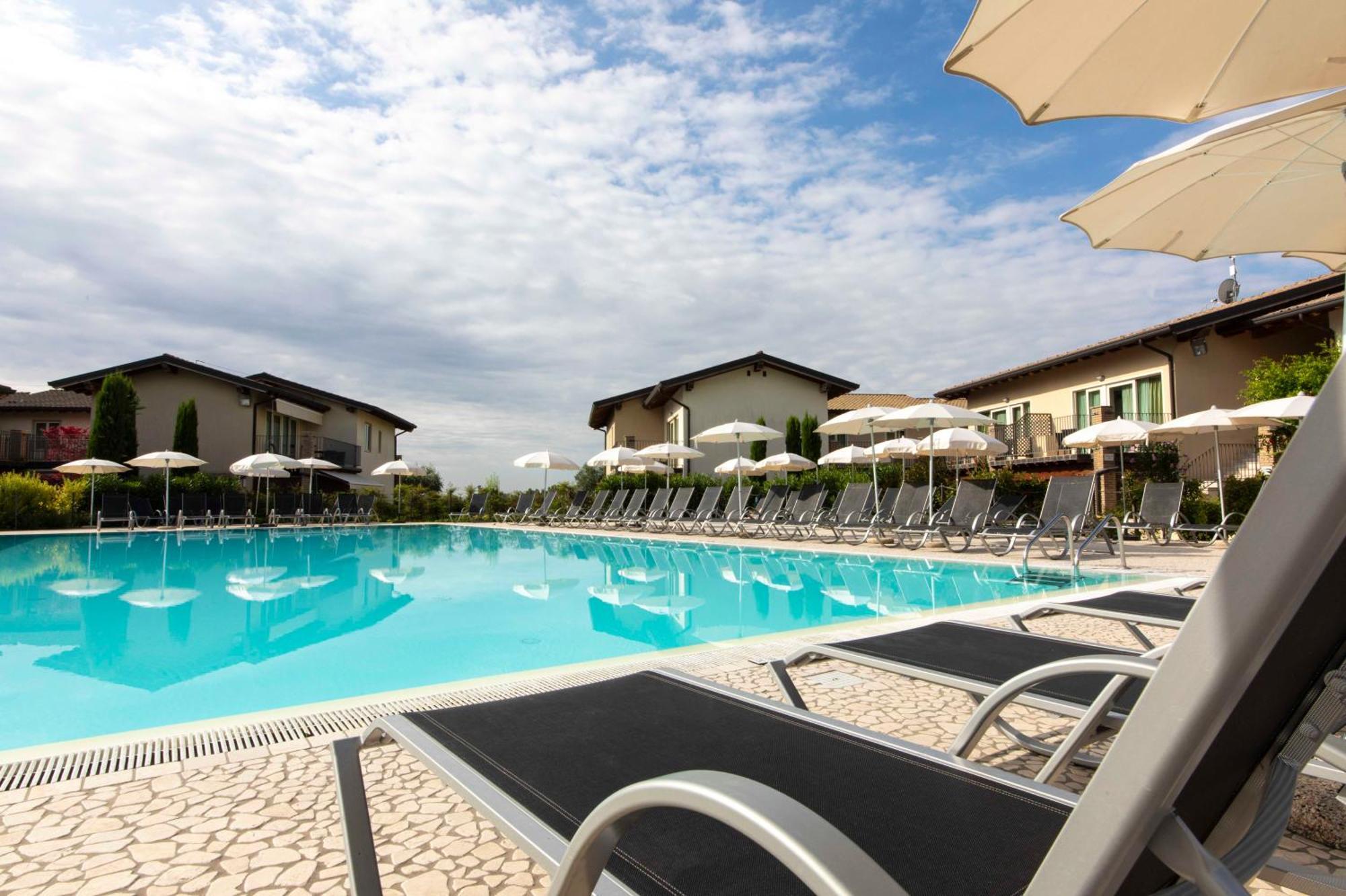 Lake Garda Resort Moniga del Garda 外观 照片